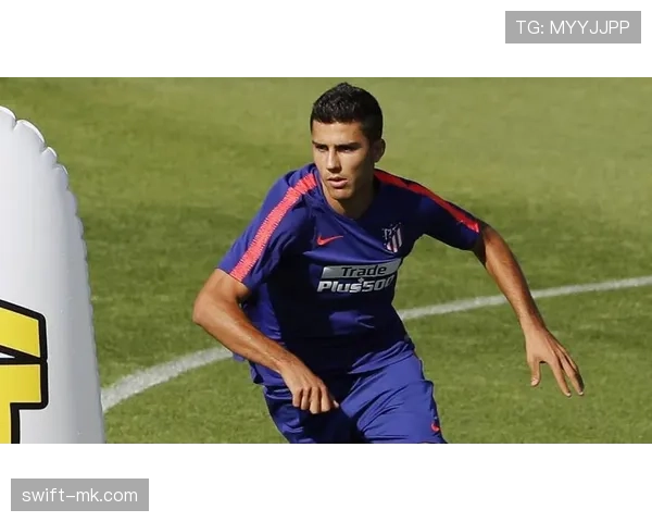 劳尔重返绿茵续写传奇,深耕青训点燃年轻球员未来之路 劳尔重返绿茵续写传奇,深耕青训点燃年轻球员未来之路