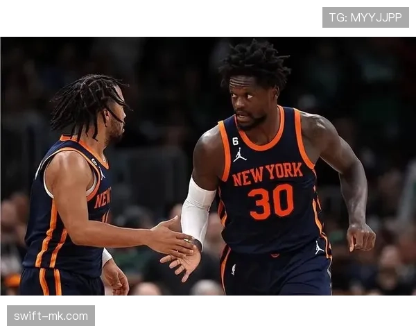 兰德尔挡拆制造错位，效率优于巴雷特